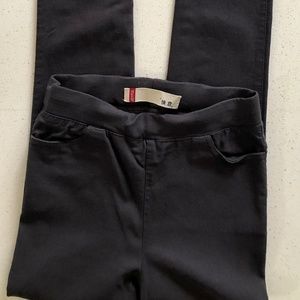 Dark Grey pull-on legging's